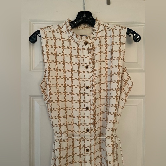 Ann Taylor Belted Dress - Picture 5 of 9